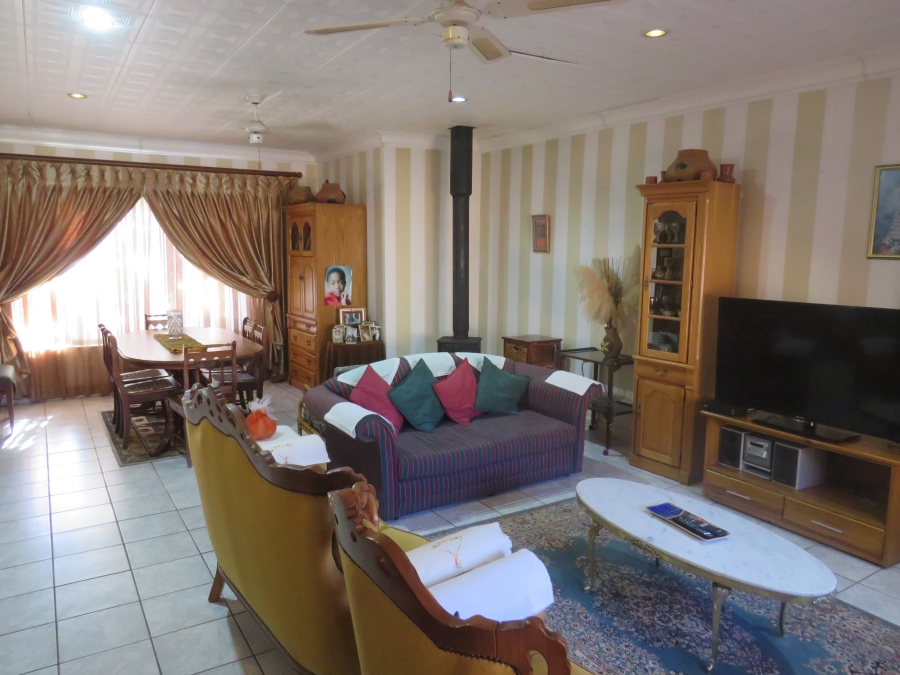 4 Bedroom Property for Sale in East Bank Eastern Cape